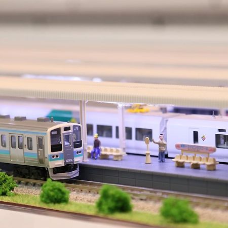 Tetsu No Ya Guesthouse For Railfans Fuefuki Exteriör bild