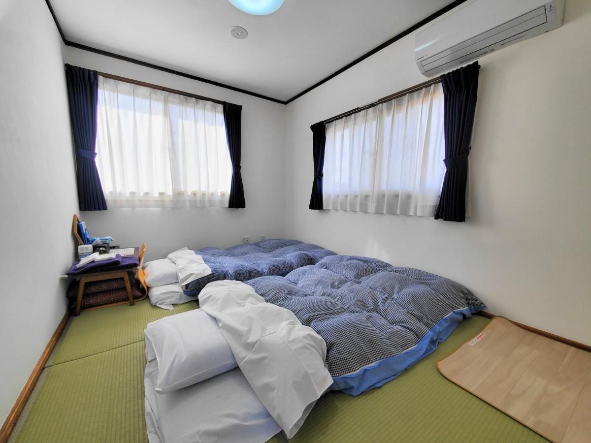 Tetsu No Ya Guesthouse For Railfans Fuefuki Exteriör bild
